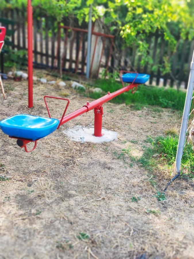 Holiday Home Bratica ウルツィニ エクステリア 写真