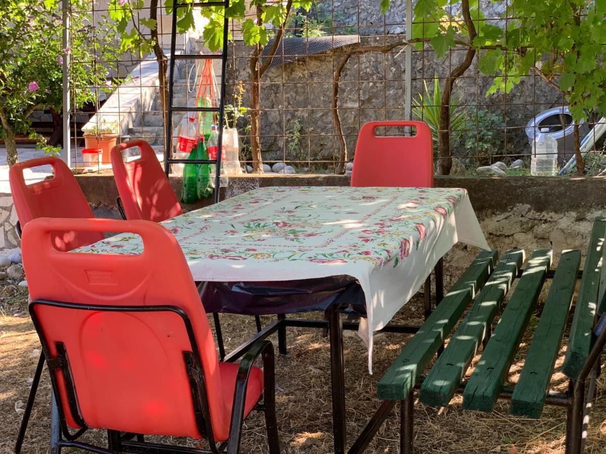 Holiday Home Bratica ウルツィニ エクステリア 写真