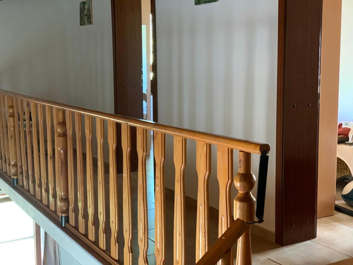 Holiday Home Bratica ウルツィニ エクステリア 写真