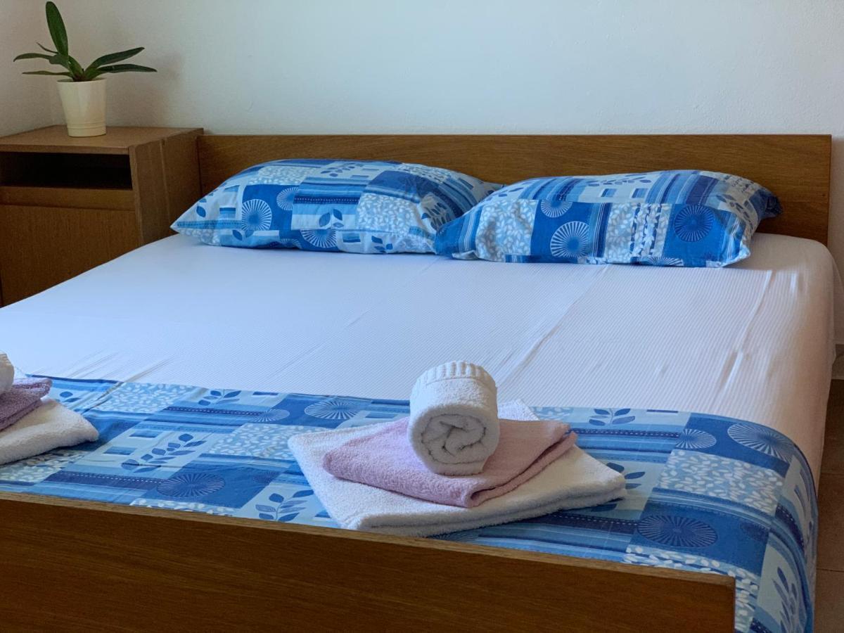 Holiday Home Bratica ウルツィニ エクステリア 写真